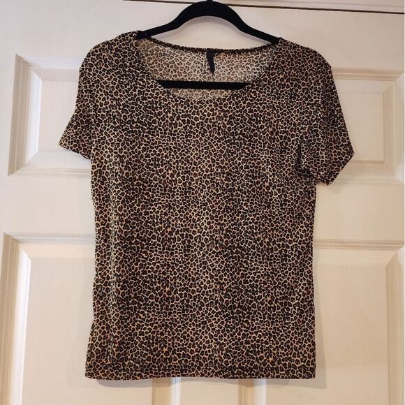 Vory stretchy cheetah print blouse L - Picture 1 of 3